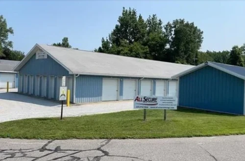 Knox -2870 South Country Rd Bass Lake storage facility exterior view